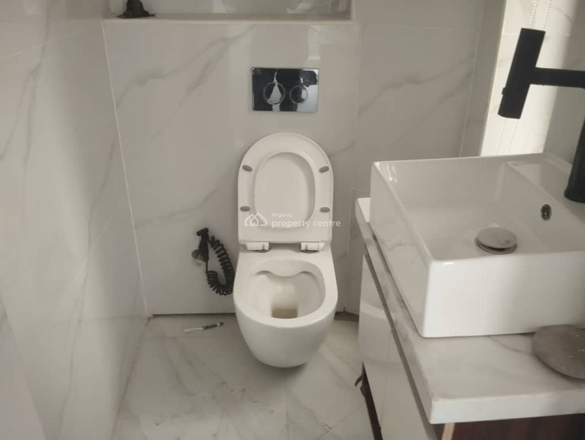 Clean 4bedroom Semi Detached Duplex with Bq, Elevator, Rooftop Bar,etc, Parkview, Ikoyi, Lagos, Semi-detached Duplex for Sale