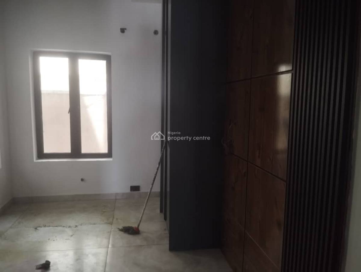 Clean 4bedroom Semi Detached Duplex with Bq, Elevator, Rooftop Bar,etc, Parkview, Ikoyi, Lagos, Semi-detached Duplex for Sale