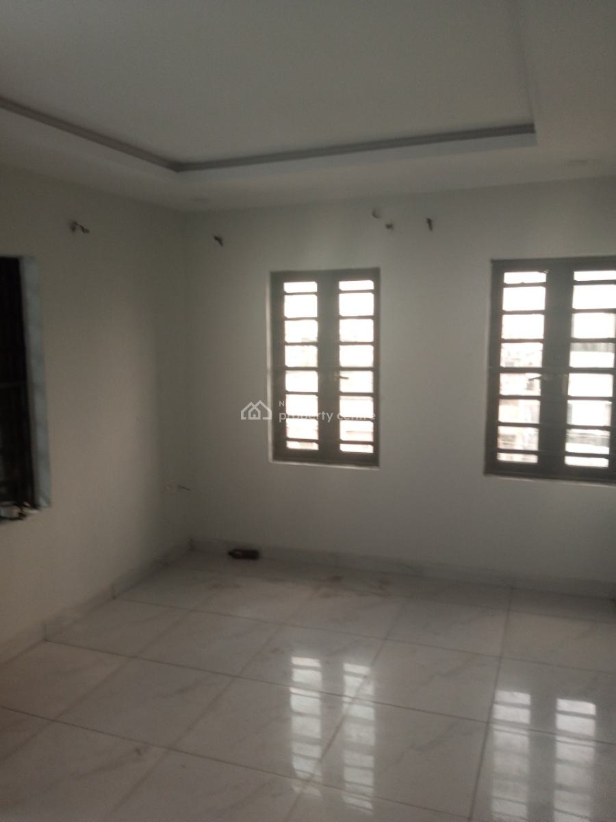 Clean 3bedroom Flat, Off Allen Avenue Ikeja, Ikeja, Lagos, Flat / Apartment for Rent
