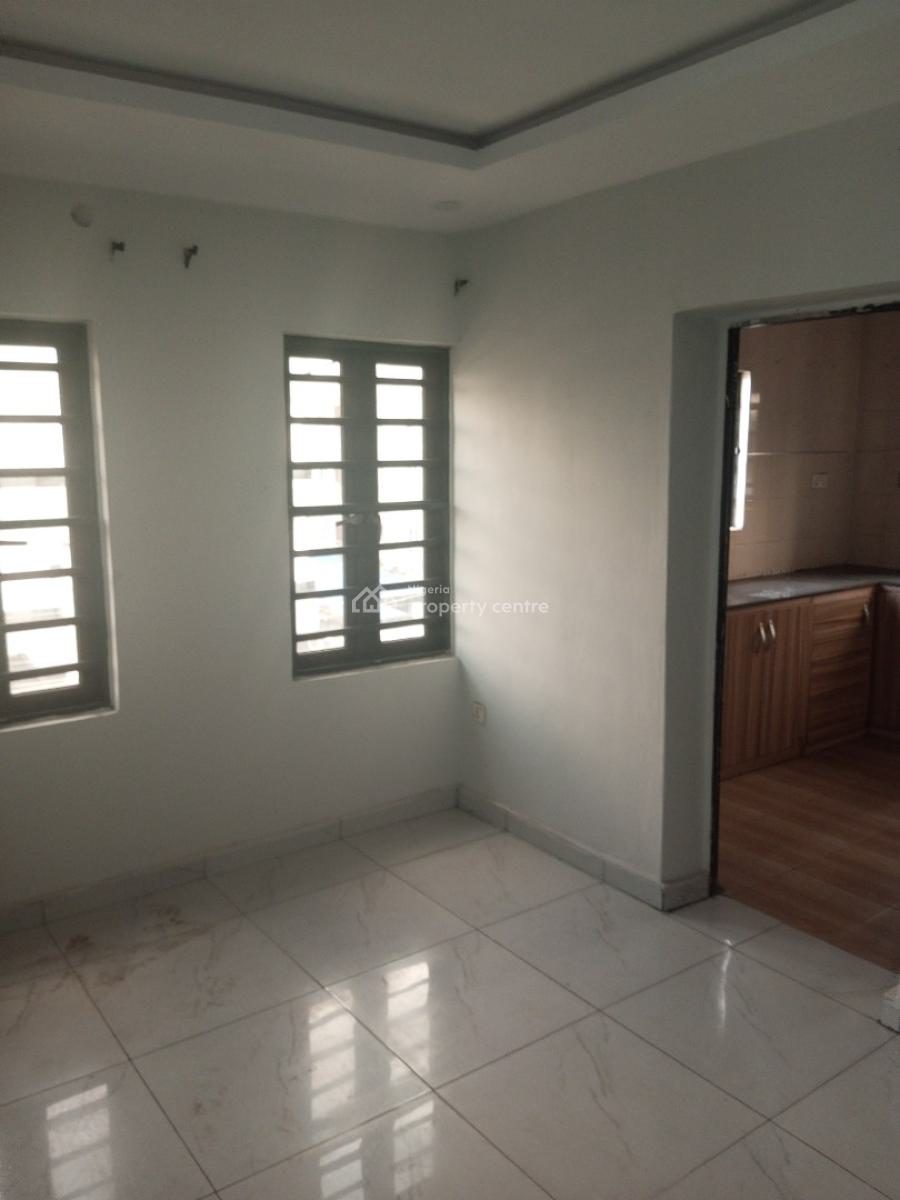 Clean 3bedroom Flat, Off Allen Avenue Ikeja, Ikeja, Lagos, Flat / Apartment for Rent
