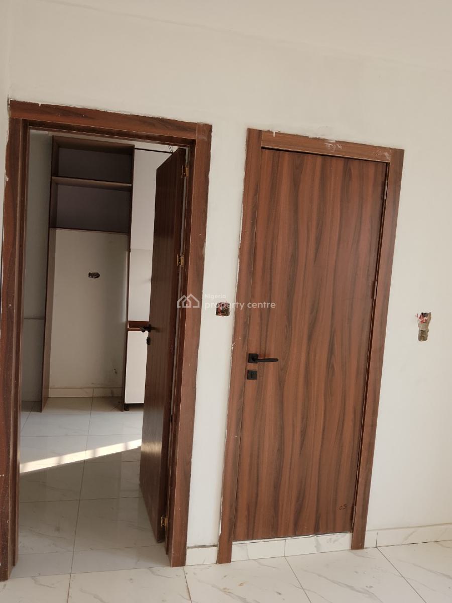 New 2bedroom Apartment with Open Plan Kitchen, Elevator,pool & Gym, Estate Opposite Dominos Pizza with Good Drainage, Agungi, Lekki, Lagos, Flat / Apartment for Sale