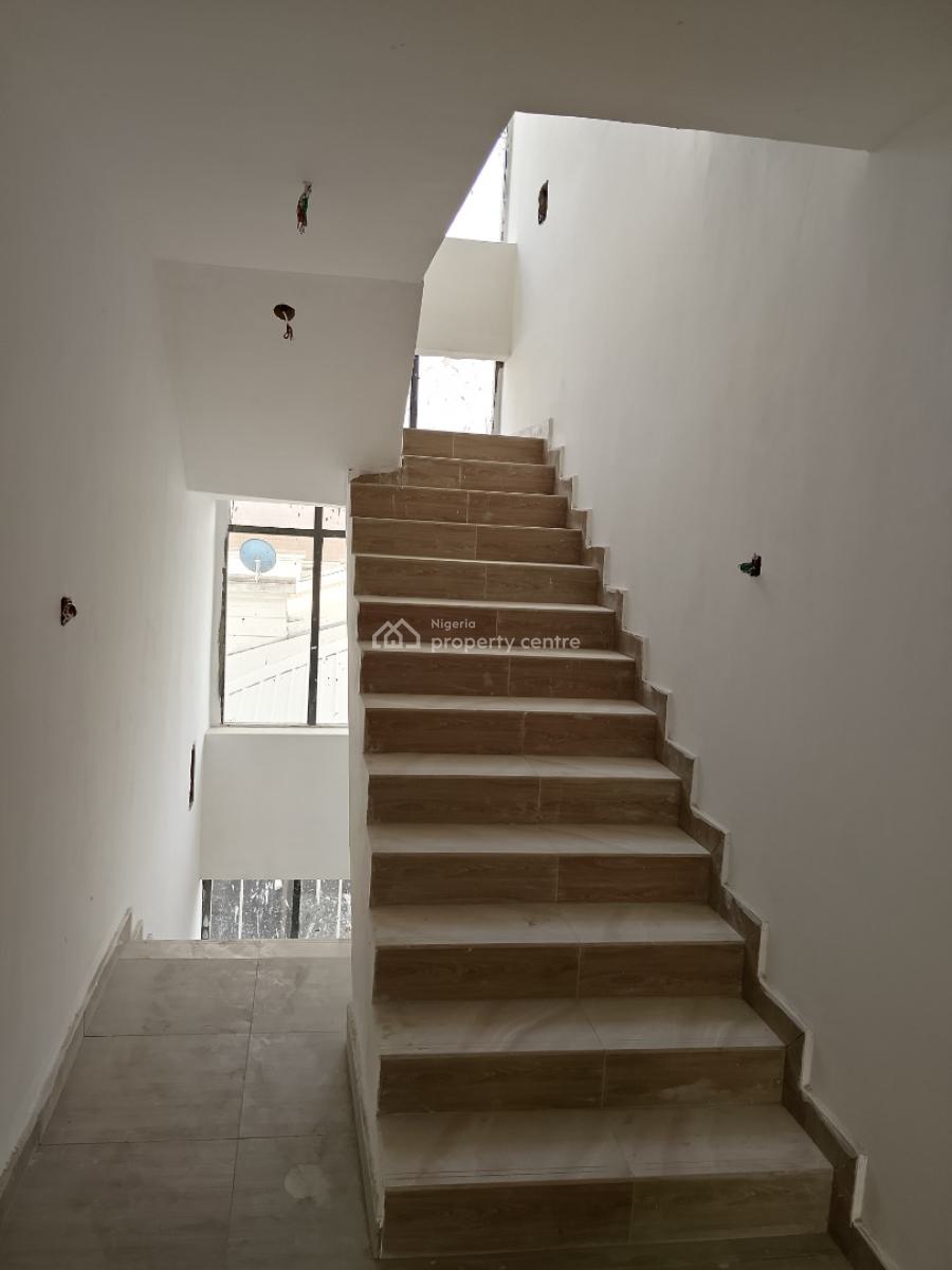 New 2bedroom Apartment with Open Plan Kitchen, Elevator,pool & Gym, Estate Opposite Dominos Pizza with Good Drainage, Agungi, Lekki, Lagos, Flat / Apartment for Sale