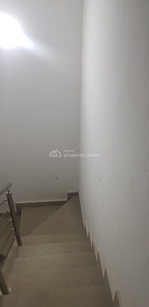 Luxurious Spacious 4 Bedroom Terrace House, Idowu Akindele Crescent, Gra Phase 2, Magodo, Lagos, Terraced Duplex for Sale