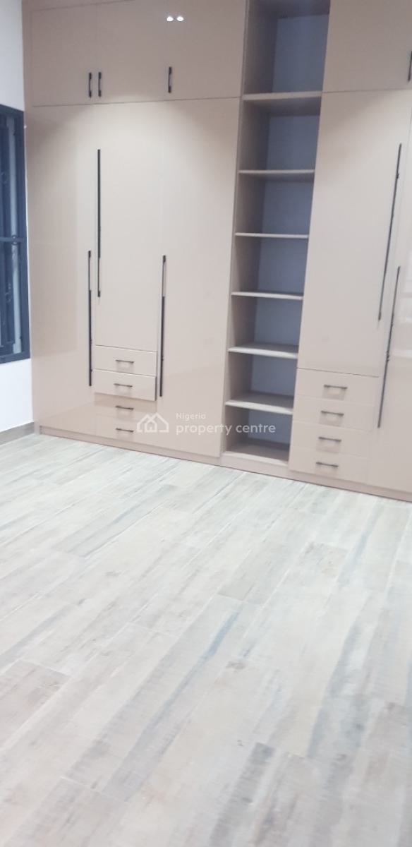 Luxurious Spacious 4 Bedroom Terrace House, Idowu Akindele Crescent, Gra Phase 2, Magodo, Lagos, Terraced Duplex for Sale