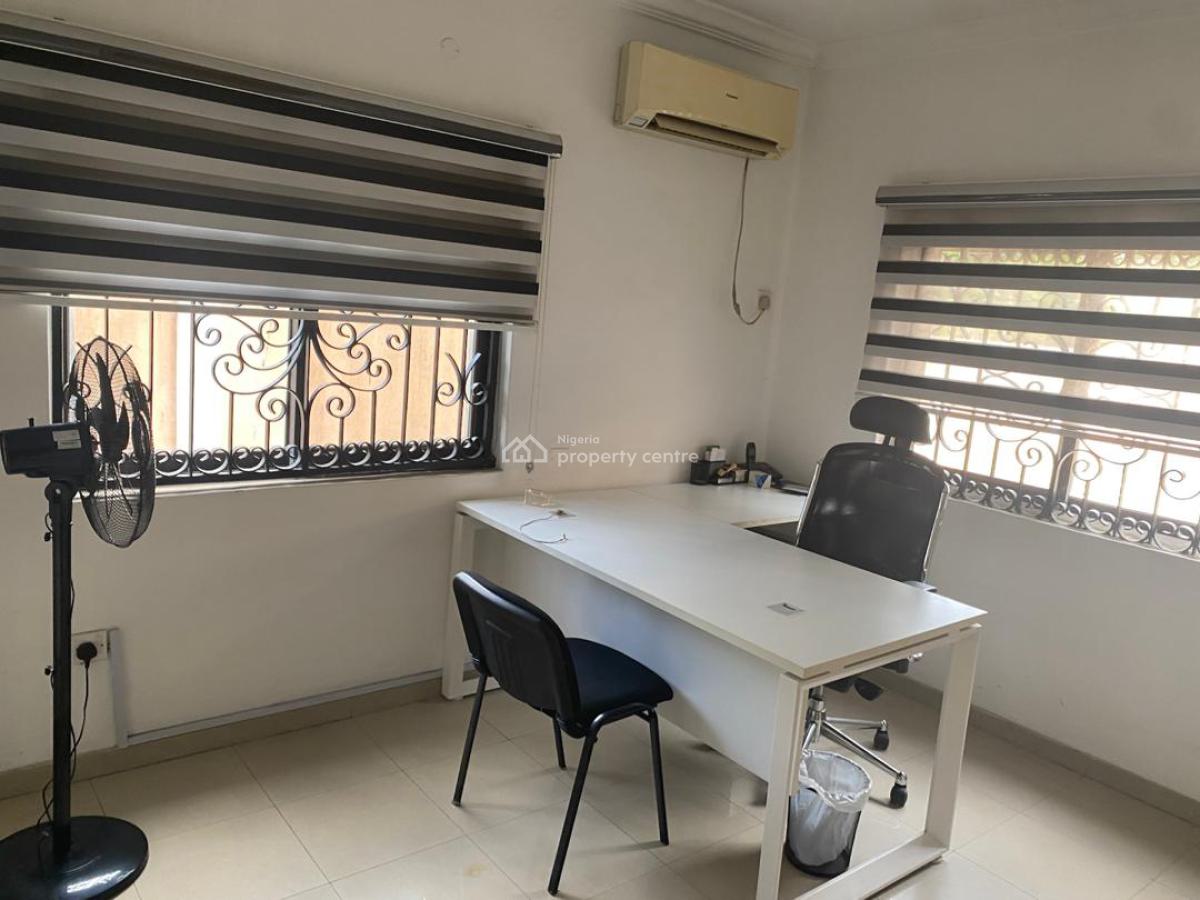 6 Bedroom Detached House with 2 Hedroom Mini Flat Bq, Anthony, Anthony, Maryland, Lagos, Detached Duplex for Rent