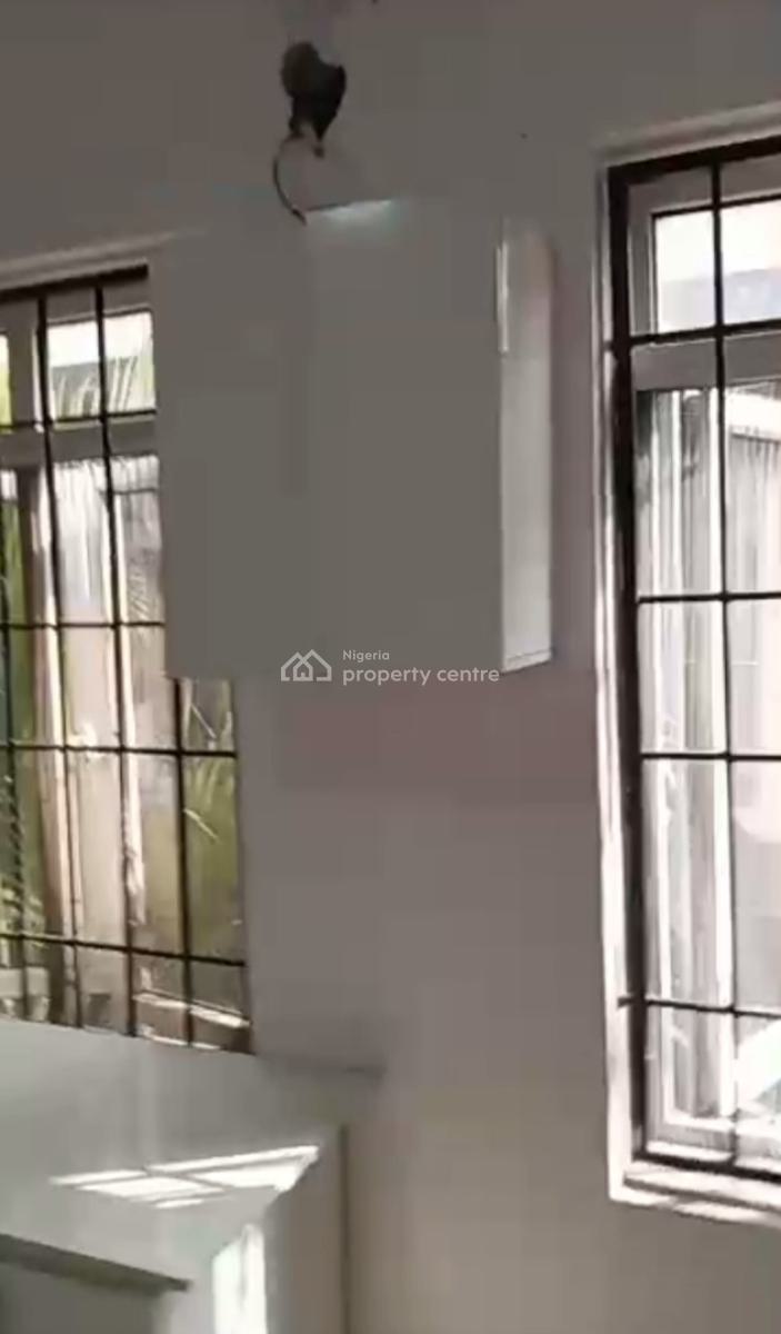 a Spacious Decent Room Studio Apartments, Oniru, Victoria Island (vi), Lagos, Self Contain (single Rooms) for Rent