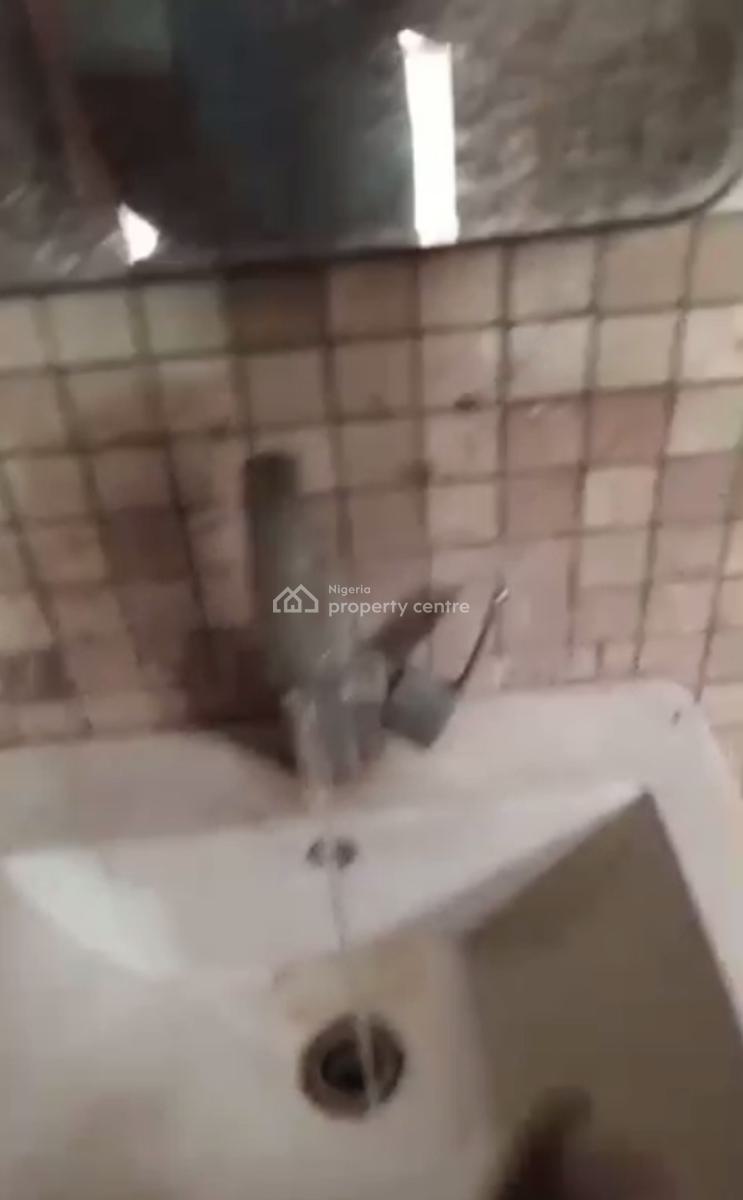 a Spacious Decent Room Studio Apartments, Oniru, Victoria Island (vi), Lagos, Self Contain (single Rooms) for Rent