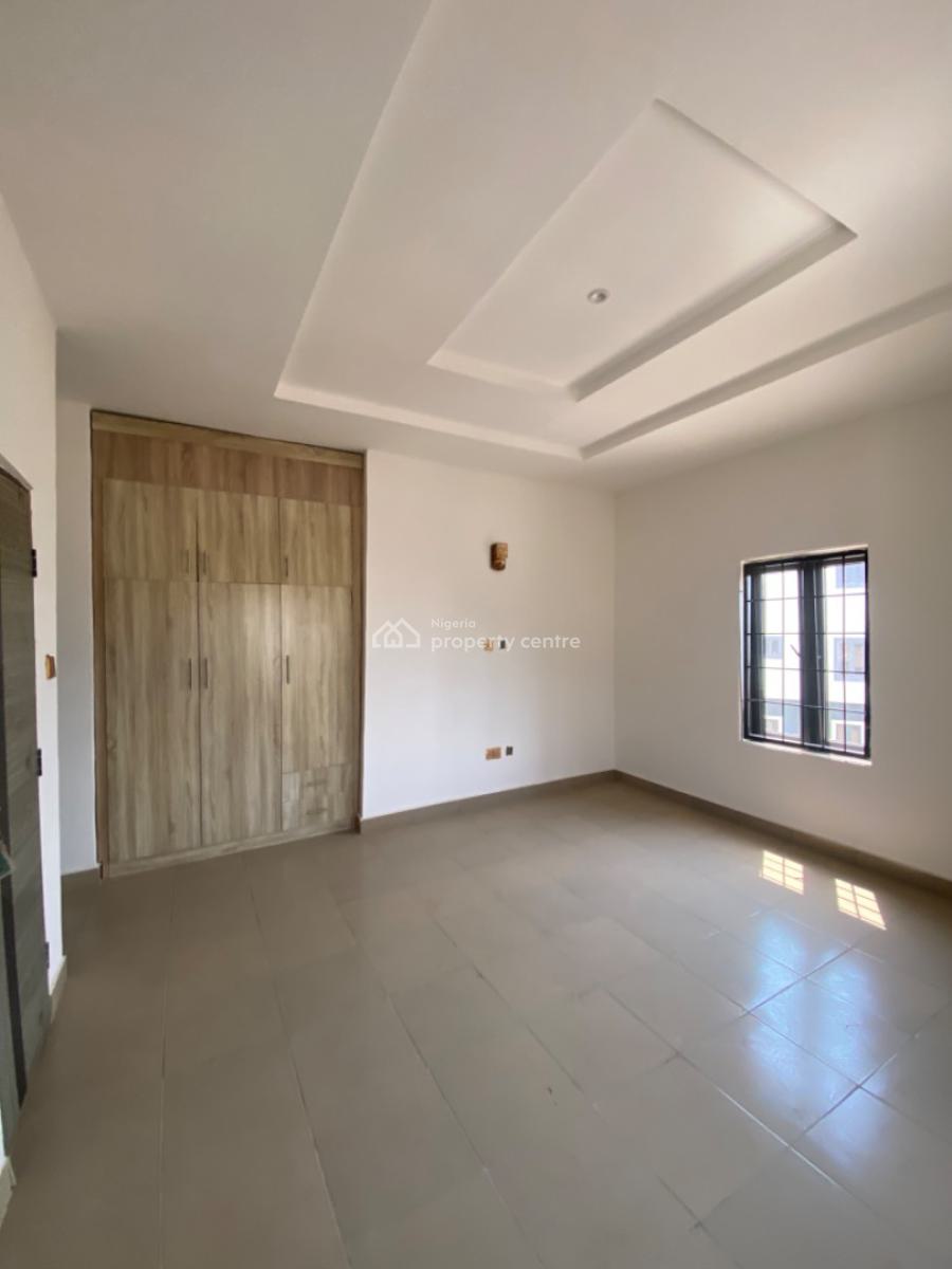 Luxury 3 Bedroom Flat in a Secured Compound and on a Tarred Road, Durumi, Abuja, Block of Flats for Sale