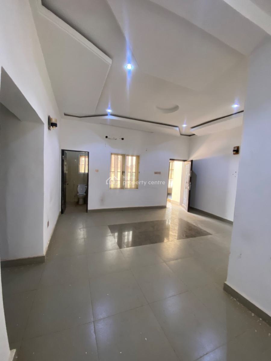 Luxury 2 Bedroom Flat in a Clean Compound, Durumi, Abuja, Flat / Apartment for Rent