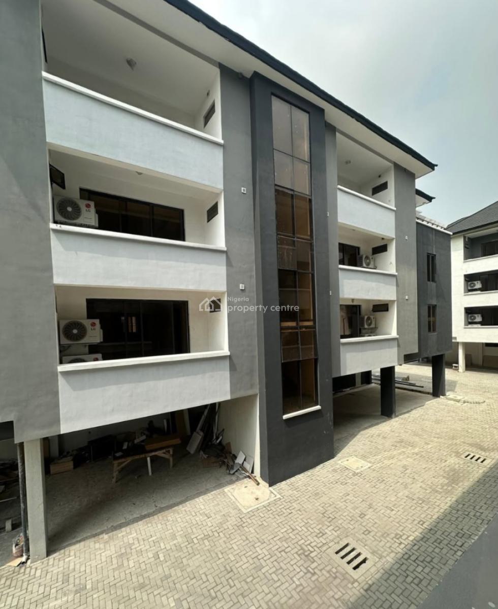 Newly Built and Serviced with 24/7 Power Supply 2 Bedroom En-suite Fla, Lekki Phase 1, Lekki, Lagos, Flat / Apartment for Rent
