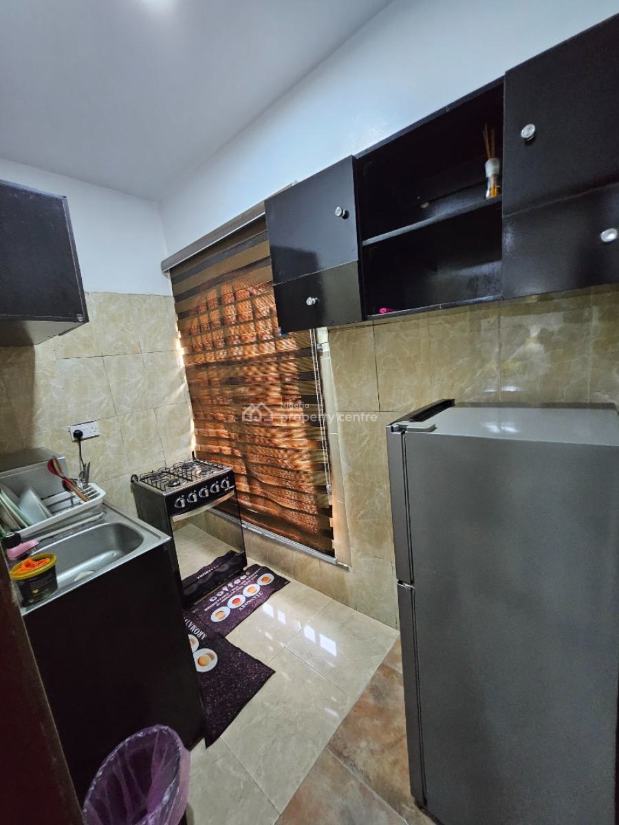 Furnished Mini Flat, 15b, Okunola-aina Street, Maryland, Lagos, Mini Flat (room and Parlour) for Rent