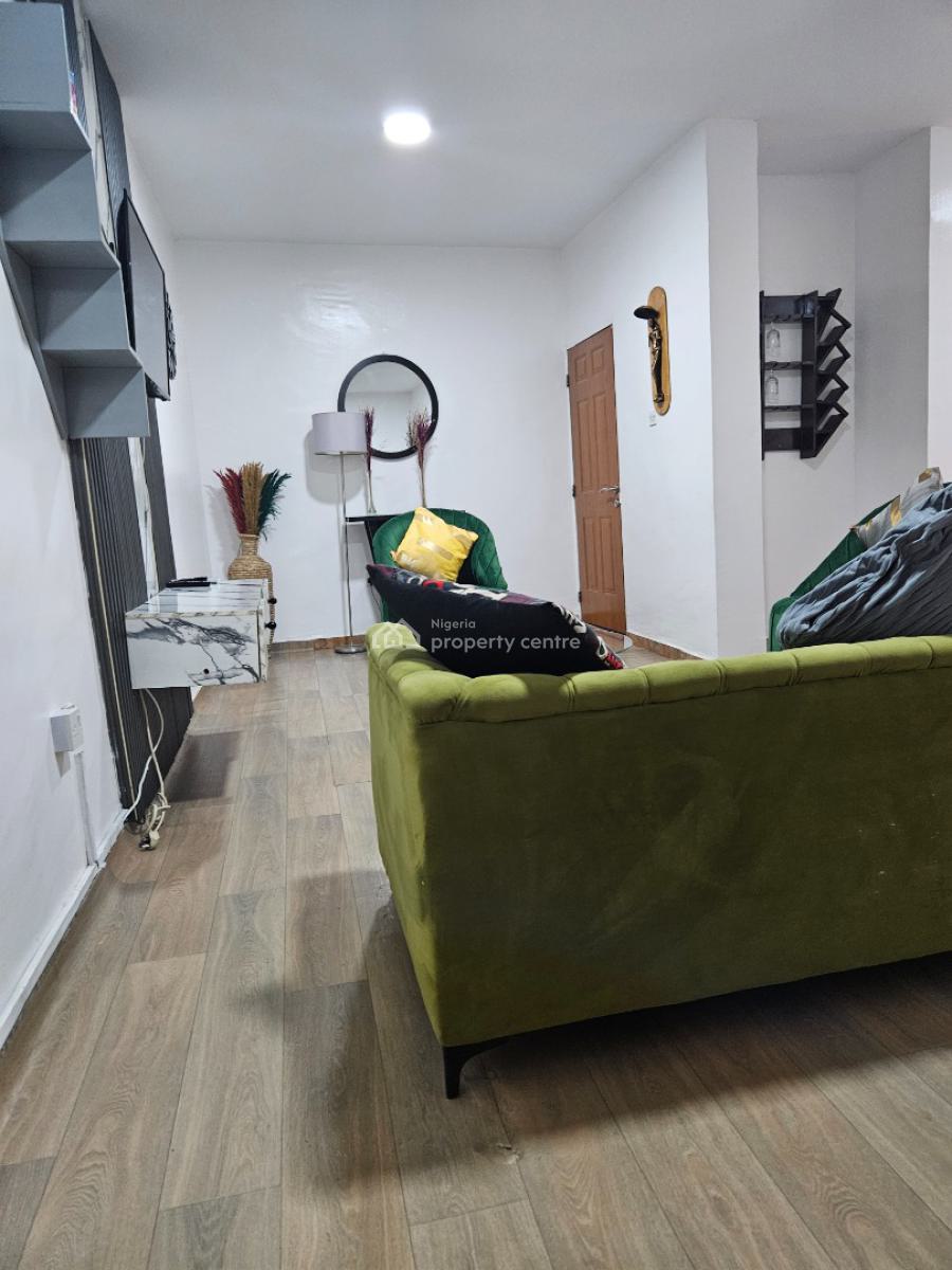 Furnished Mini Flat, 15b, Okunola-aina Street, Maryland, Lagos, Mini Flat (room and Parlour) for Rent