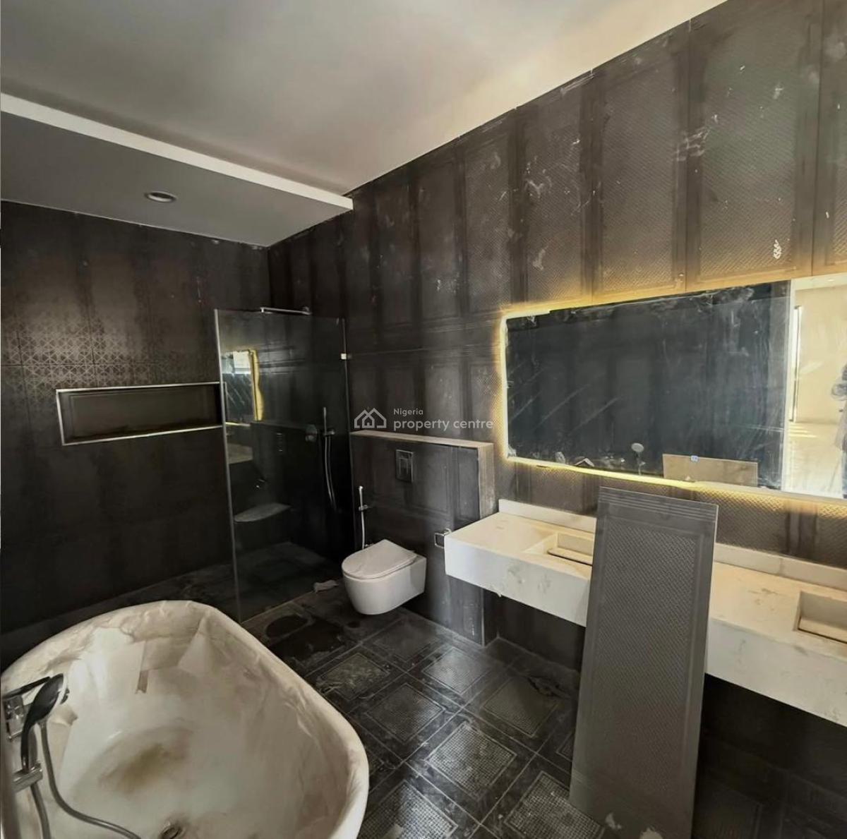 5-bedrooms Fully Detached Duplex, Presidential Villa, Asokoro District, Abuja, Detached Duplex for Sale