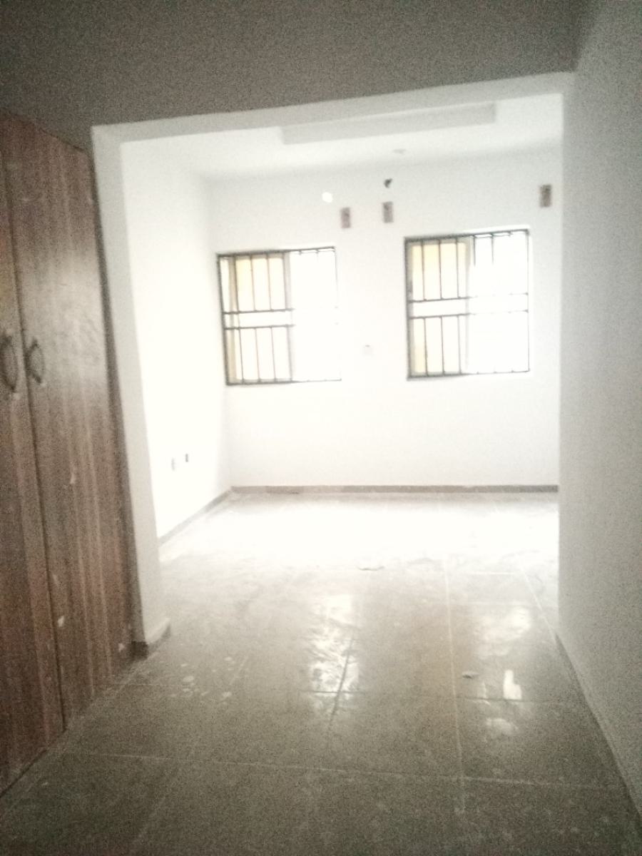 Newly Renovated 2 Bedroom Apartment with Spacious Living Room, Green Villa Estate, Badore, Ajah, Lagos, Flat / Apartment for Rent