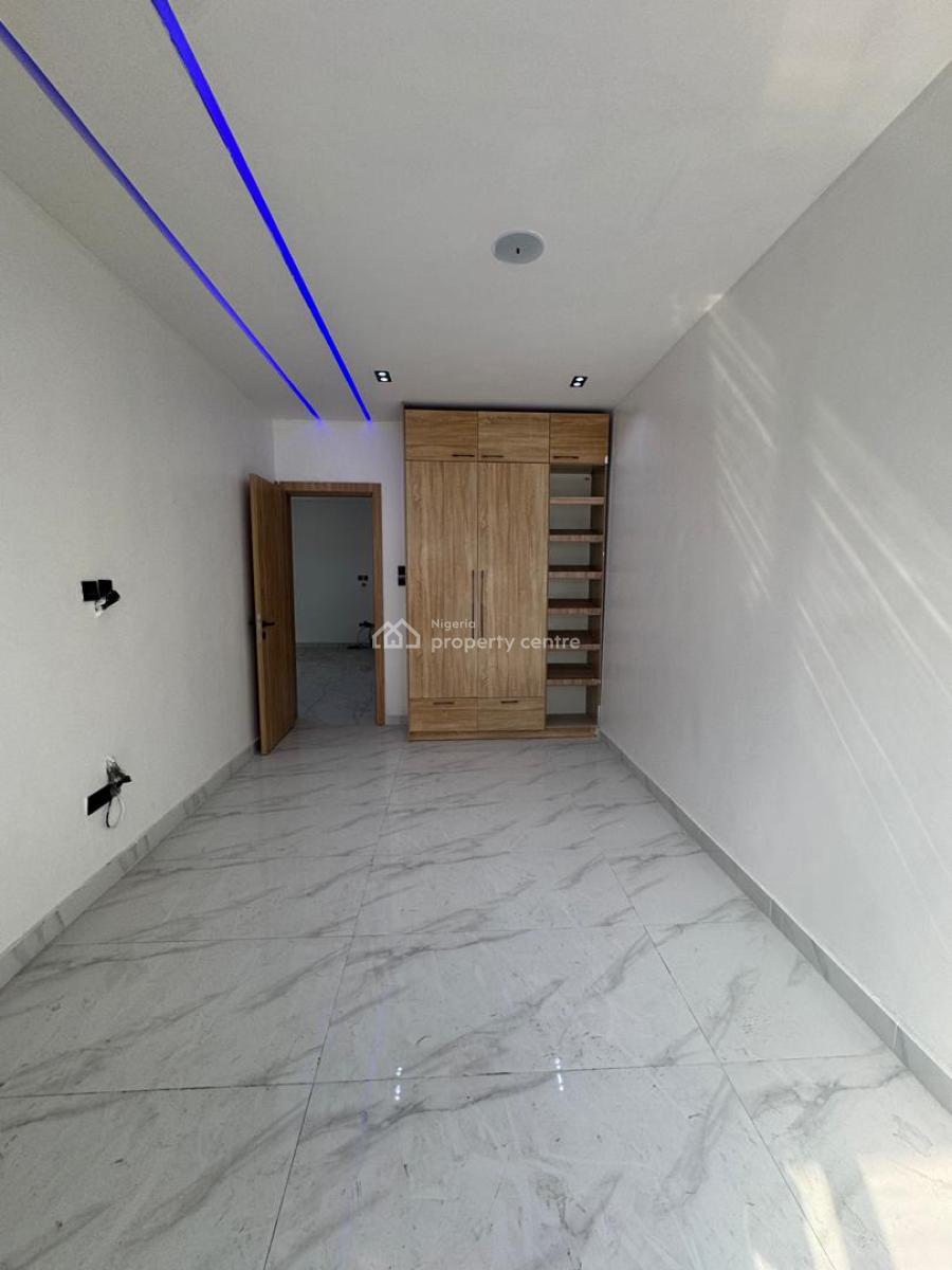Aesthetically Pleasing 2 Bedroom Apartment with Swimming Pool, Elevato, a Very Sweet 2 Bedroom Apartment Good for Airbnb in Lekki Phase 1, Lekki Phase 1, Lekki, Lagos, Flat / Apartment for Sale