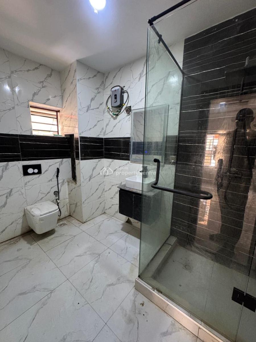 Very Spacious 2 Bedroom Apartment  with Bq, Swimming Pool,elevator,gym, Sophisticated 2 Bedroom in a Serene Environment Lekki Phase 1, Lekki Phase 1, Lekki, Lagos, Flat / Apartment for Sale