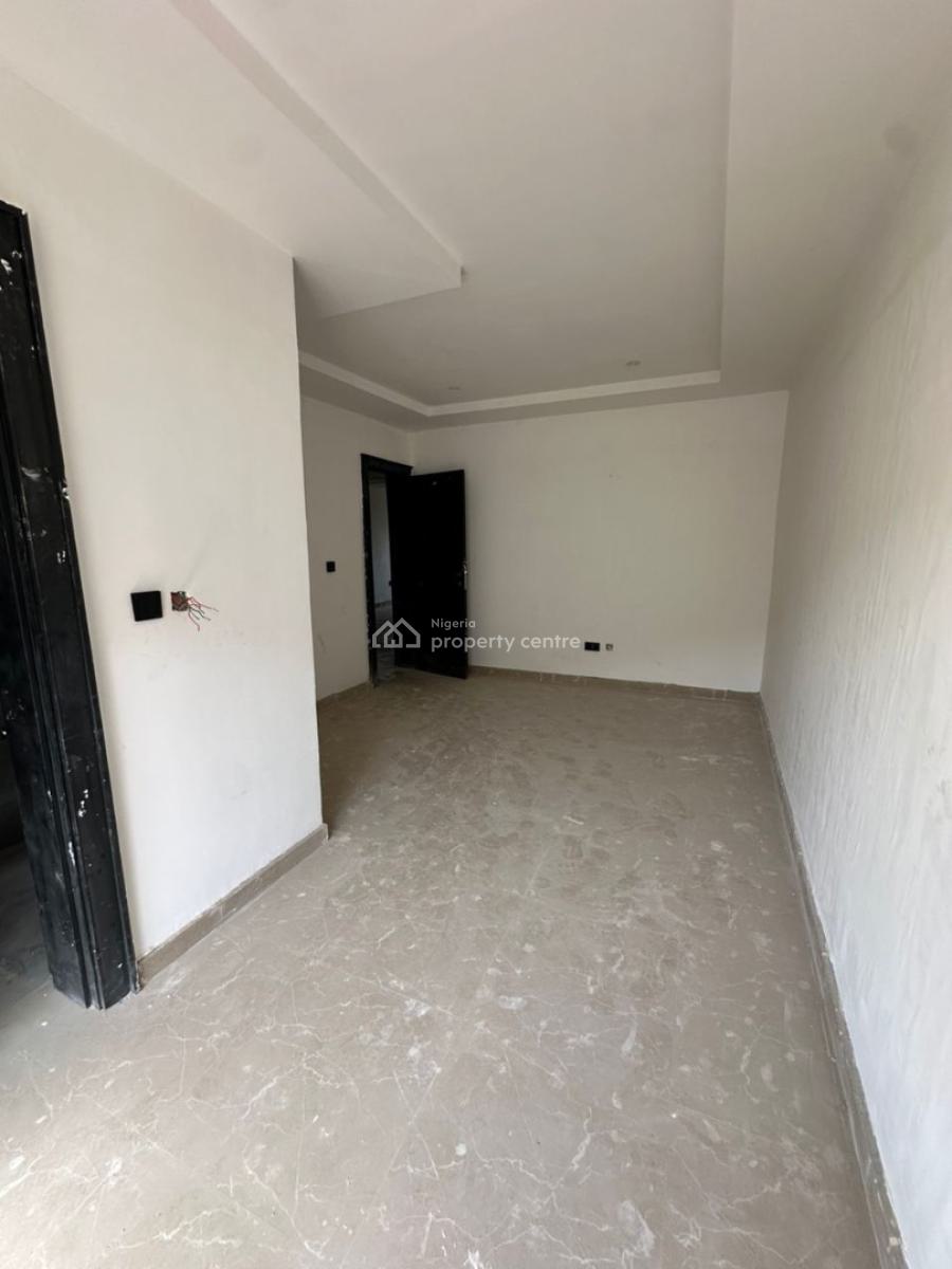 3 Bedroom Terraced Duplex  2 Living Rooms & 1 Bq, Idu Industrial, Abuja, Terraced Duplex for Sale