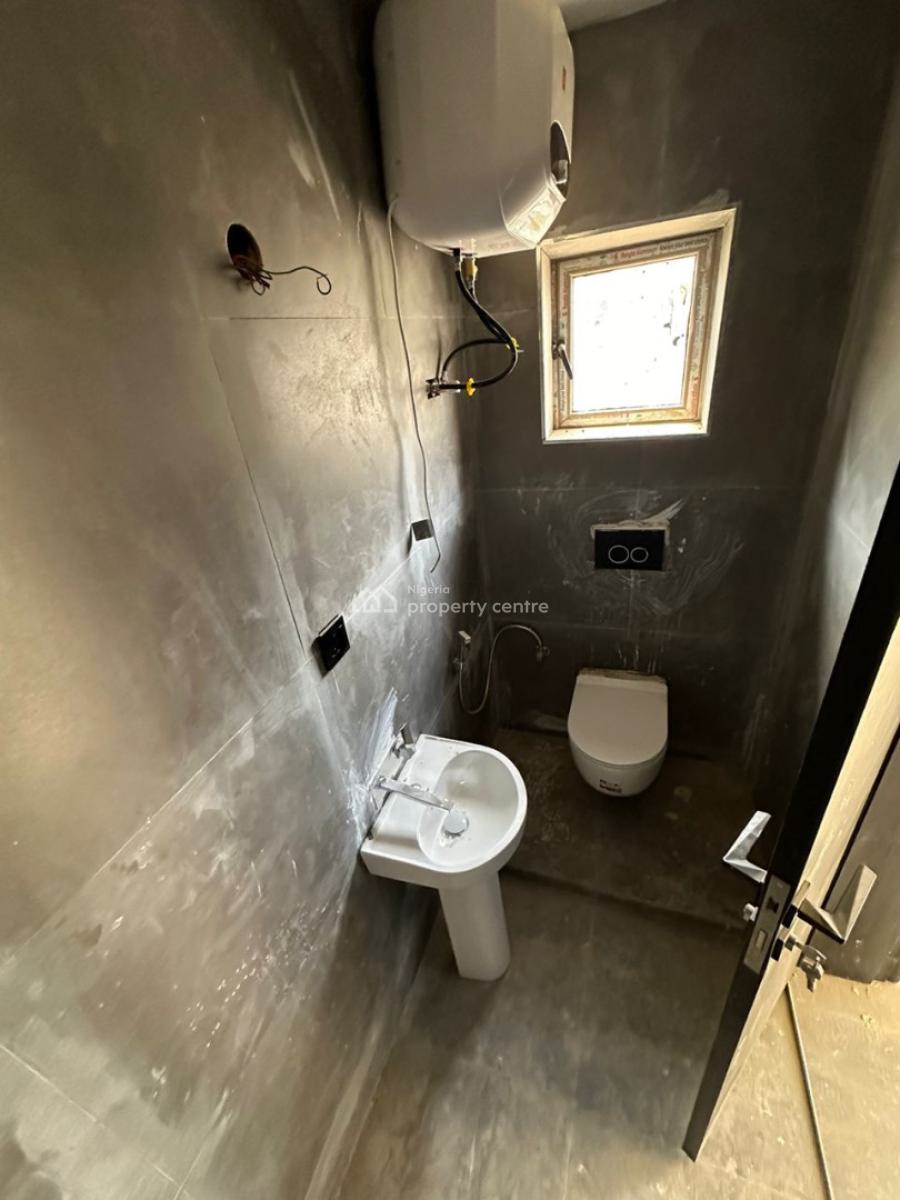 3 Bedroom Terraced Duplex  2 Living Rooms & 1 Bq, Idu Industrial, Abuja, Terraced Duplex for Sale