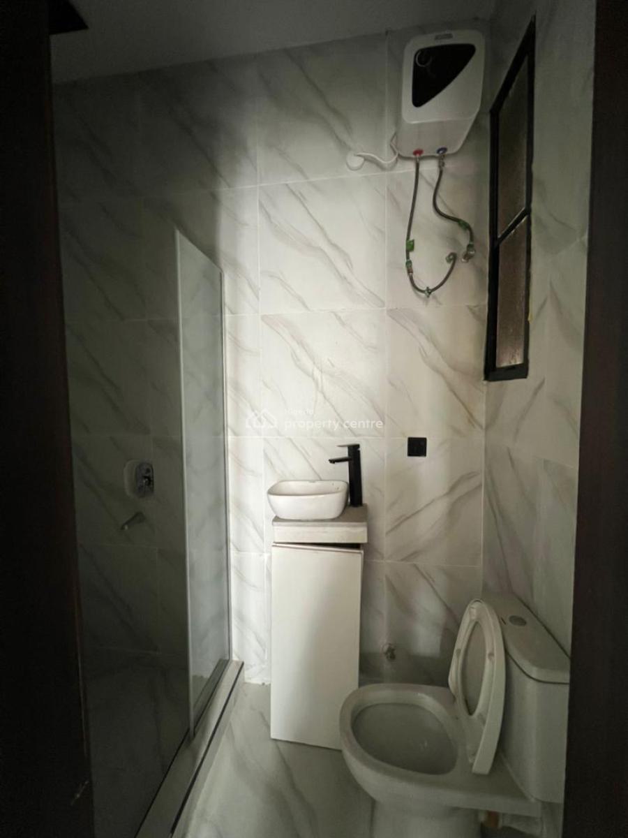 Furnished 2 Bedroom Apartment, Ologolo, Ologolo, Lekki, Lagos, Block of Flats for Sale