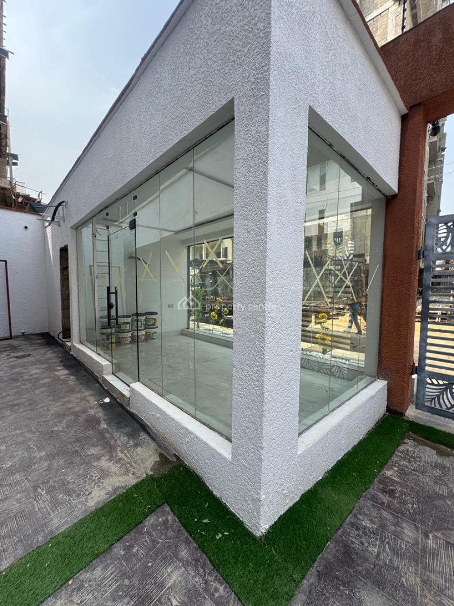 Very Spacious 2 Bedroom Apartment with Bq, Pool, Elevator, Gym, Lekki Phase 1, Lekki, Lagos, Flat / Apartment for Sale