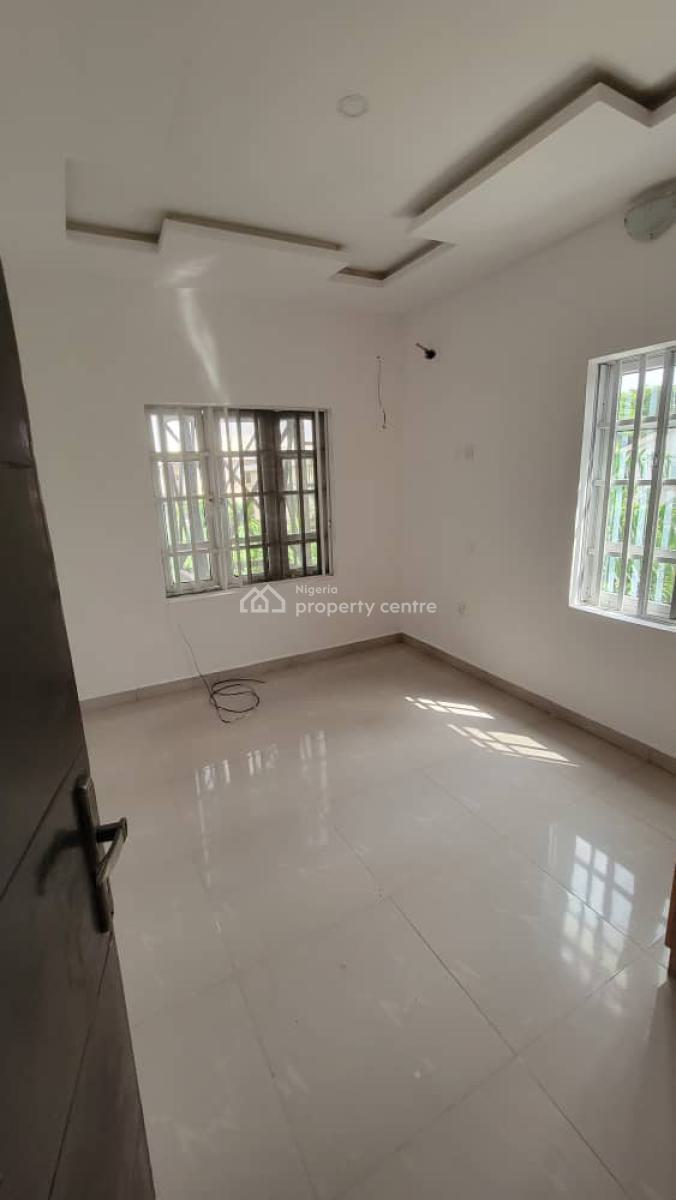 Clean 2 Bedroom Apartment in a Secured Estate at Lbs, Ajah., Lbs Ajah, Ajah, Lagos, Flat / Apartment for Rent