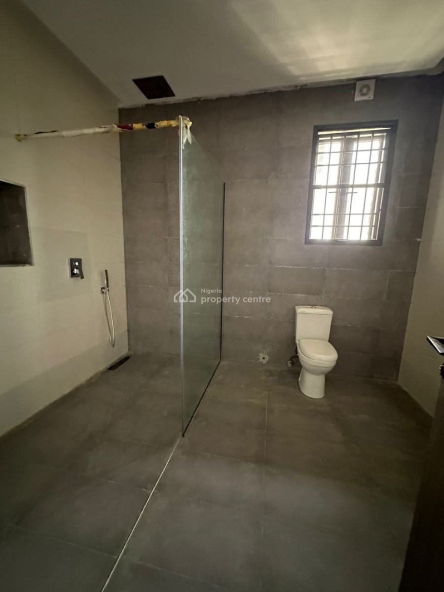 5 Bedroom Terrace  1 Room Bq Dawaki, Dawaki, Gwarinpa, Abuja, Terraced Duplex for Sale