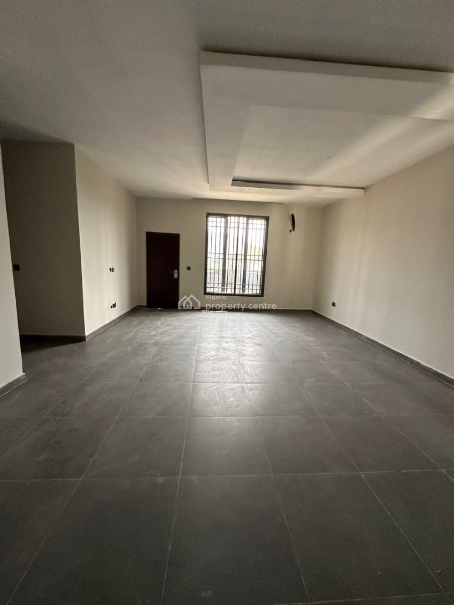 5 Bedroom Terrace  1 Room Bq Dawaki, Dawaki, Gwarinpa, Abuja, Terraced Duplex for Sale
