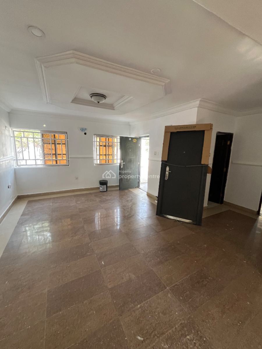 Standard 3 Bedroom Bungalow Alone in The Compound, Inside an Estate Along Sunnyvale Expressway, Tarred Road All Through, Galadimawa, Abuja, Semi-detached Bungalow for Rent