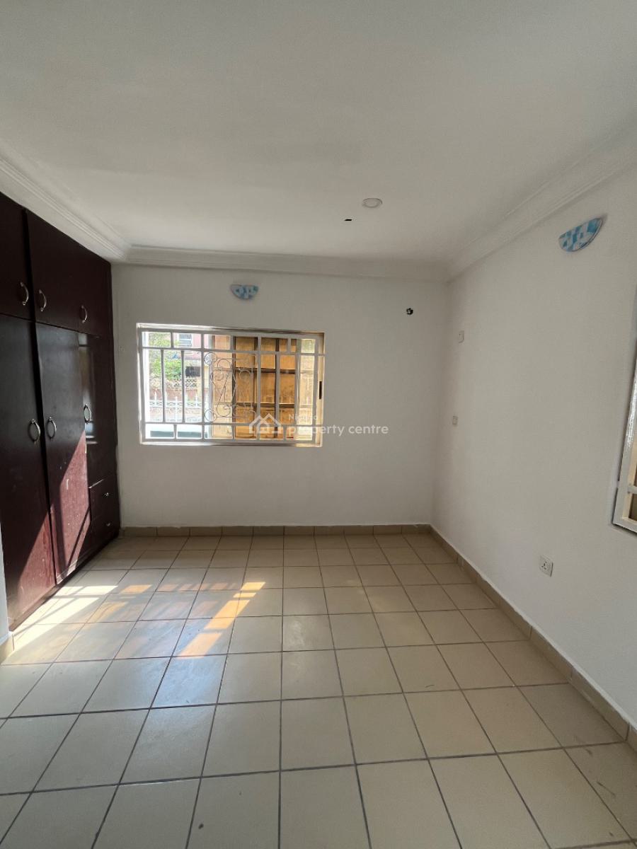 Standard 3 Bedroom Bungalow Alone in The Compound, Inside an Estate Along Sunnyvale Expressway, Tarred Road All Through, Galadimawa, Abuja, Semi-detached Bungalow for Rent