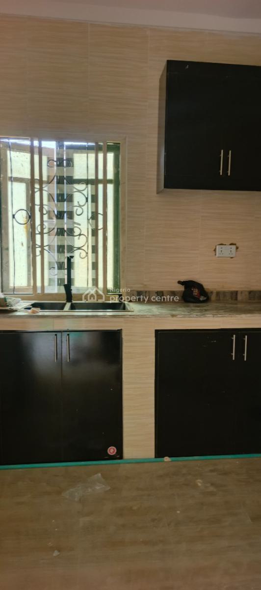 2bedroom Flat, Powerline Estate, Magboro, Ogun, Flat / Apartment for Rent