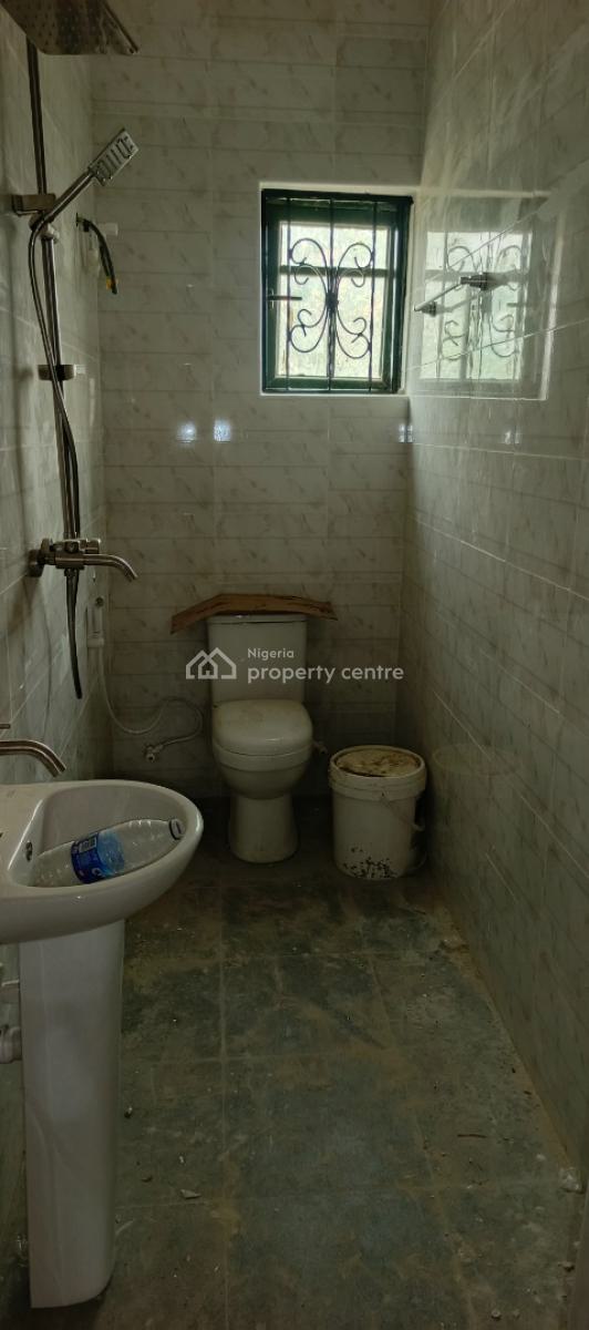 2bedroom Flat, Powerline Estate, Magboro, Ogun, Flat / Apartment for Rent