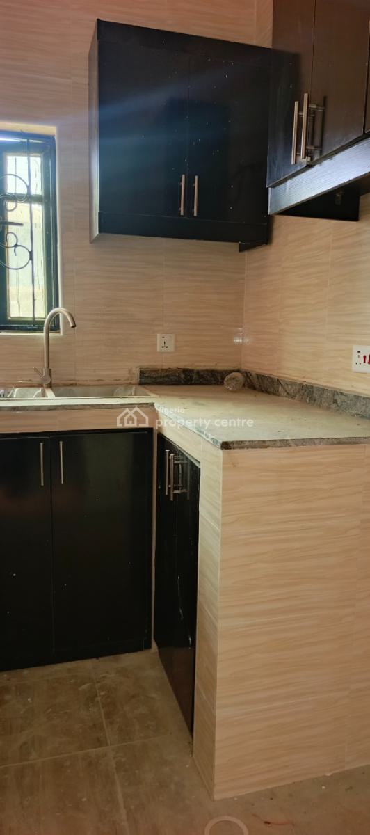 2bedroom Flat, Powerline Estate, Magboro, Ogun, Flat / Apartment for Rent