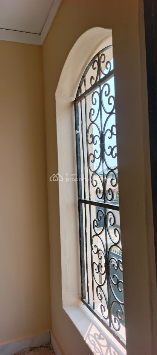 2bedroom Flat, Powerline Estate, Magboro, Ogun, Flat / Apartment for Rent