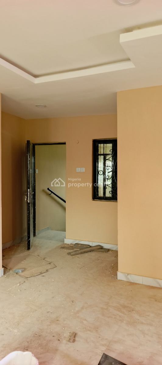 2bedroom Flat, Powerline Avenue, Magboro, Ogun, Flat / Apartment for Rent