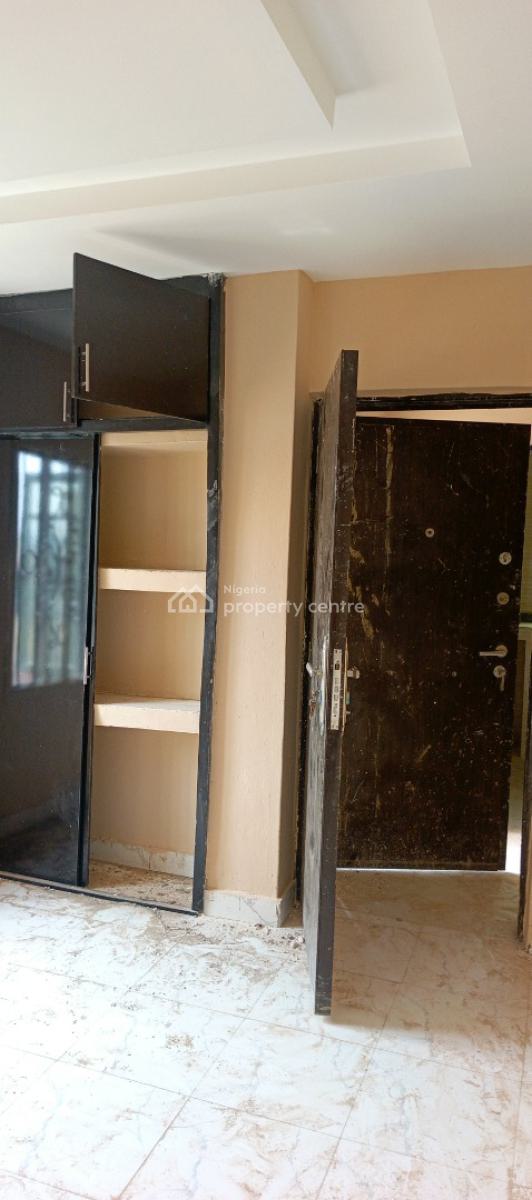2bedroom Flat, Powerline Avenue, Magboro, Ogun, Flat / Apartment for Rent