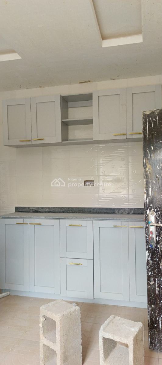 2bedroom Flat, Powerline Estate, Magboro, Ogun, Flat / Apartment for Rent