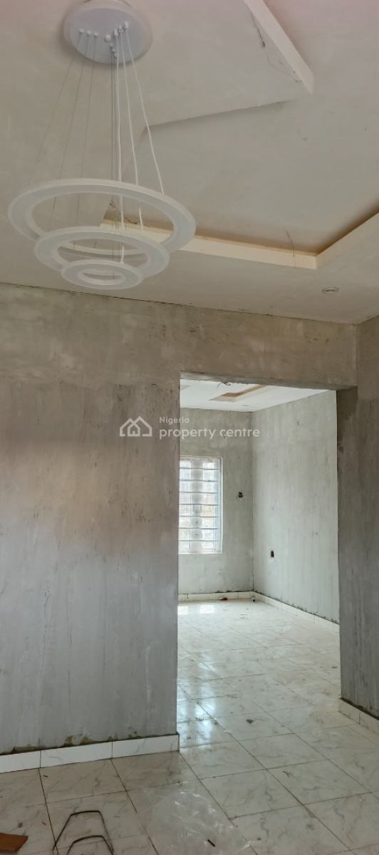 2bedroom Flat, Powerline Estate, Magboro, Ogun, Flat / Apartment for Rent