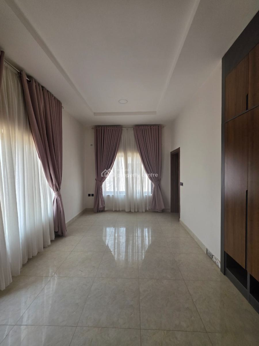 Luxury 5 Bedroom Semi-detached Duplex with Excellent Finishing, By Emaded Filling Station, Mabushi, Abuja, Semi-detached Duplex for Sale