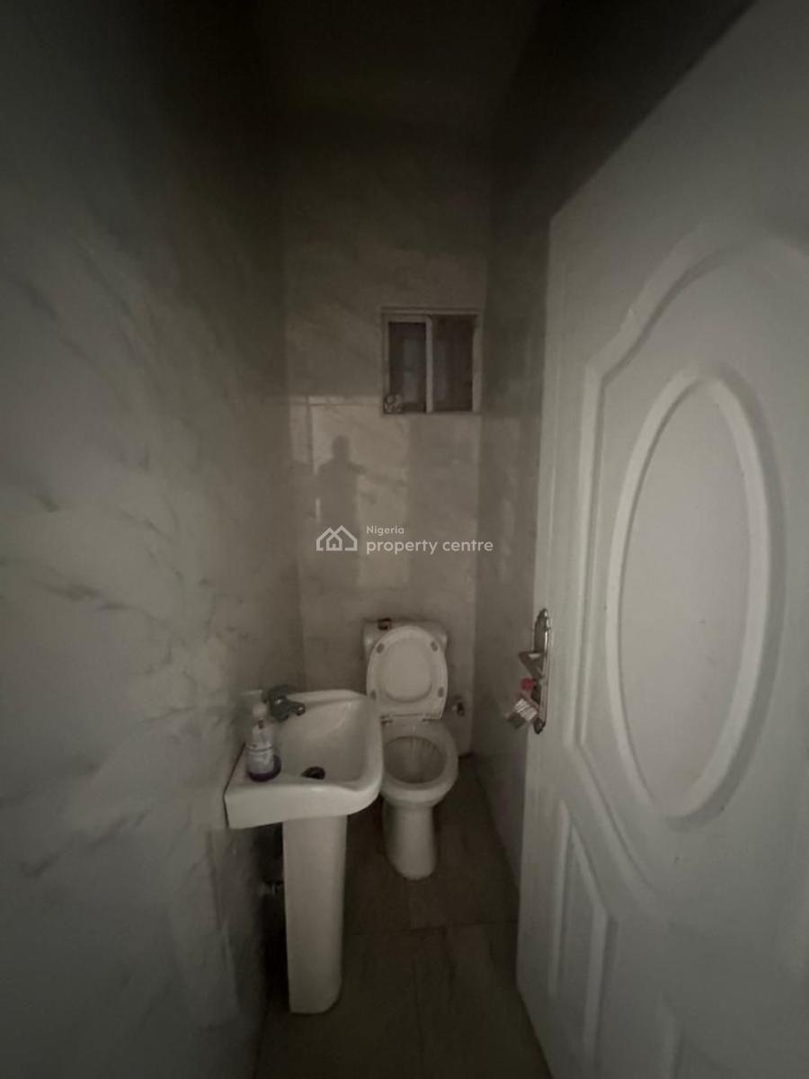 Well Maintained 3bedroom Apartment in a Well Serene & Secured Estate, Millennium Estate, Gbagada, Lagos, Flat / Apartment for Rent