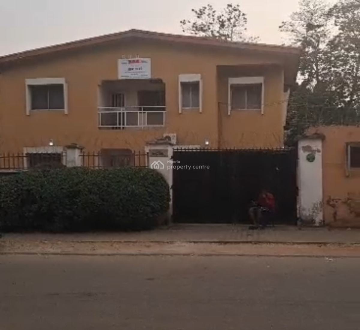 5bedroom Duplex with Bq Land Size 800sq with C of O Location Wuse2, Wuse 2, Abuja, Detached Duplex for Sale