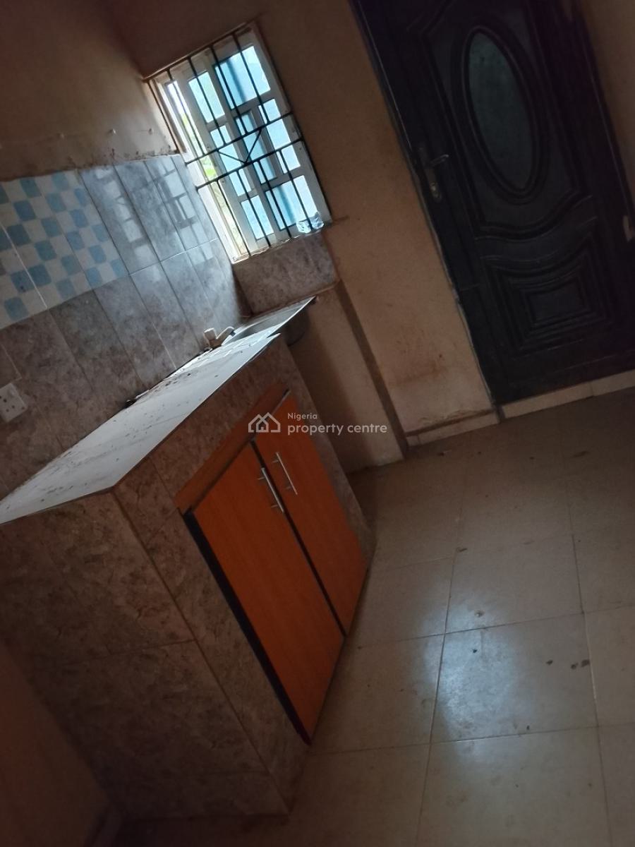 Lovely Room and Parlor, Agunfoye Estate, Igbogbo, Ikorodu, Lagos, Flat / Apartment for Rent