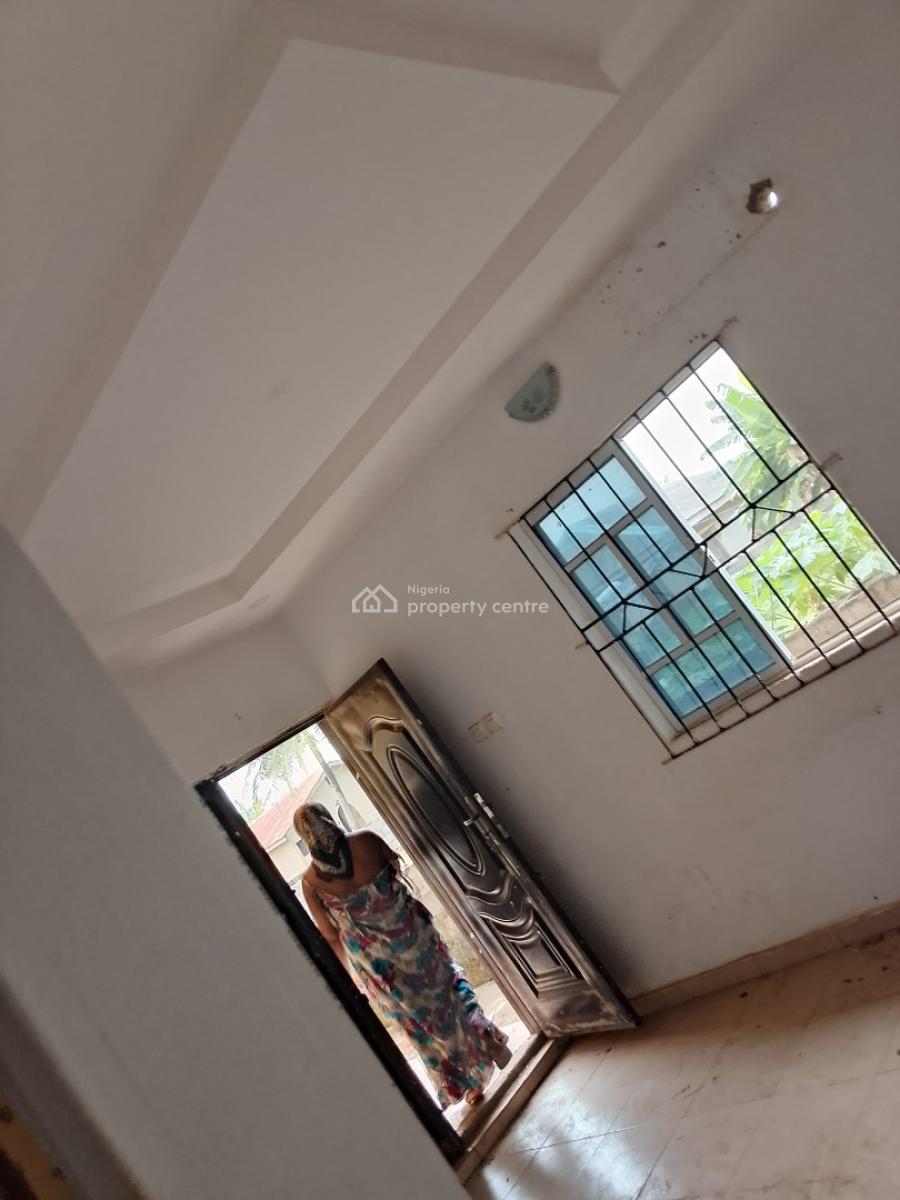Lovely Room and Parlor, Agunfoye Estate, Igbogbo, Ikorodu, Lagos, Flat / Apartment for Rent
