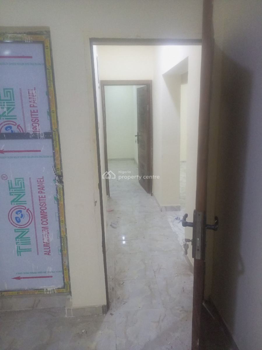 2bedrom Flat Available, 1odemo Street Victory Estate Ogombo, Ogombo, Ajah, Lagos, Flat / Apartment for Rent
