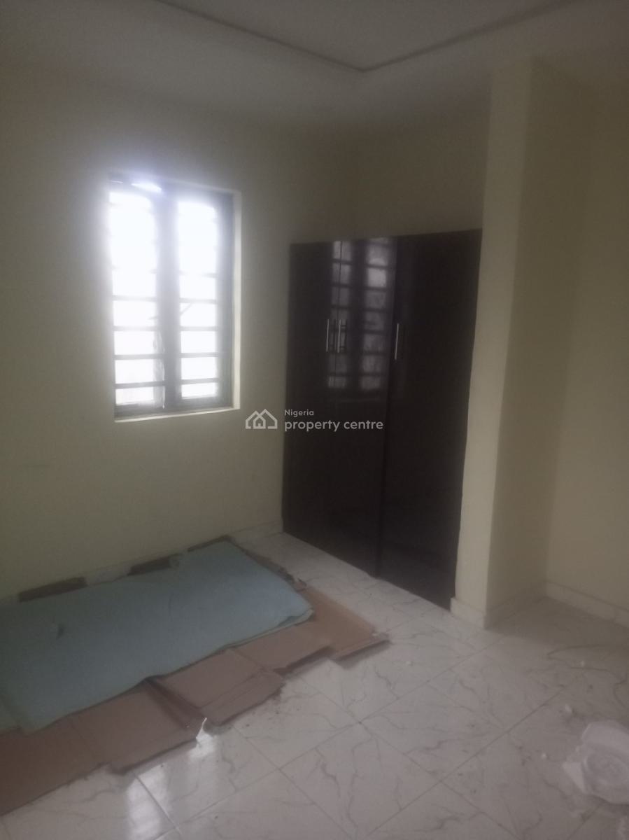 2bedrom Flat Available, 1odemo Street Victory Estate Ogombo, Ogombo, Ajah, Lagos, Flat / Apartment for Rent