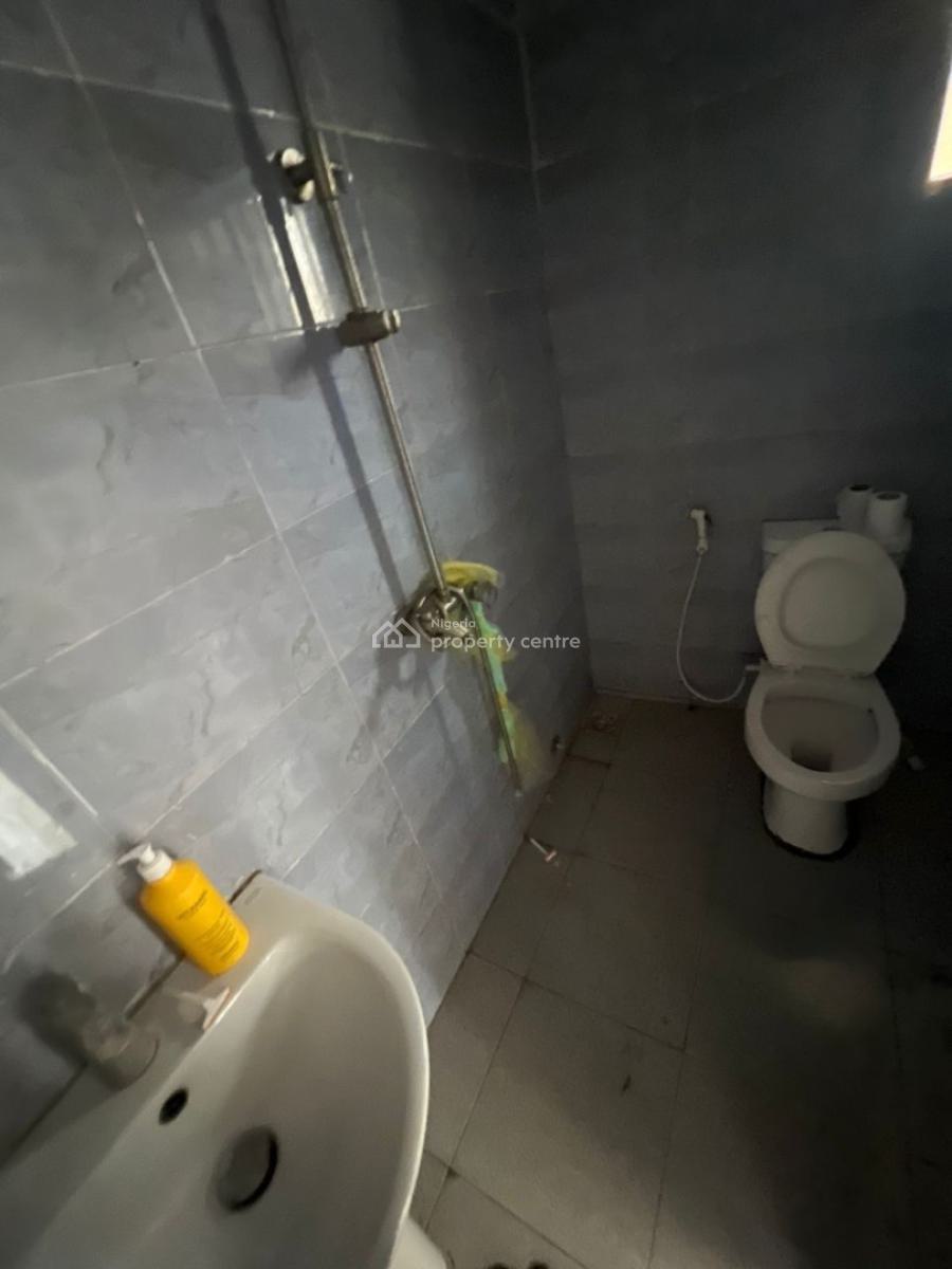 3 Bedroom Apartment in a Good Location, Mobile Road, Ajah, Lagos, Flat / Apartment for Rent