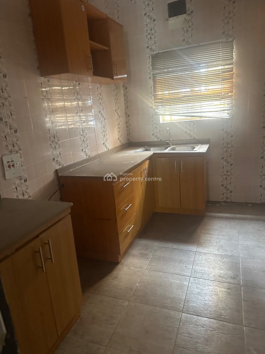 Three Bedroom Flat Agungi, Agungi, Lekki, Lagos, Flat / Apartment for Rent