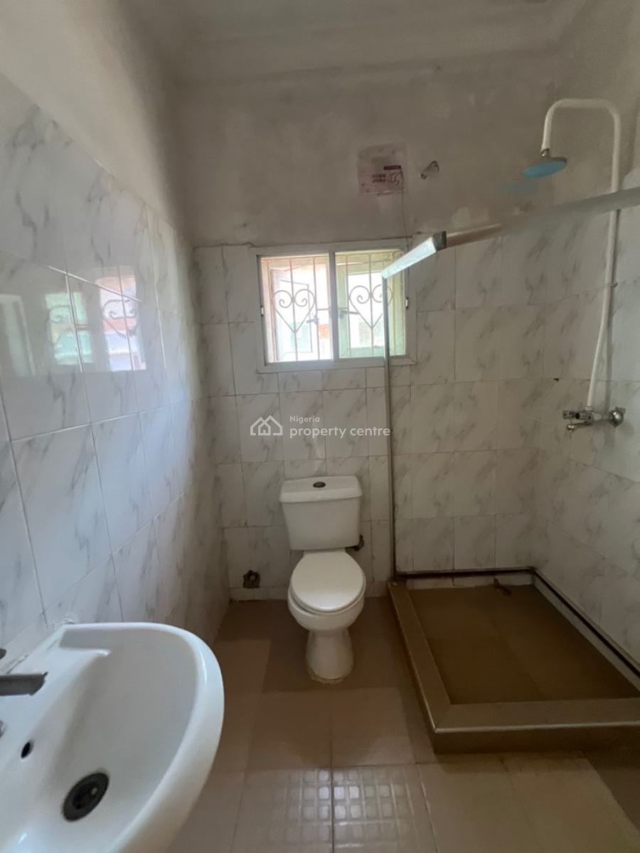 3 Bedroom Apartment in a Good Location, Mobile Road, Ajah, Lagos, Flat / Apartment for Rent