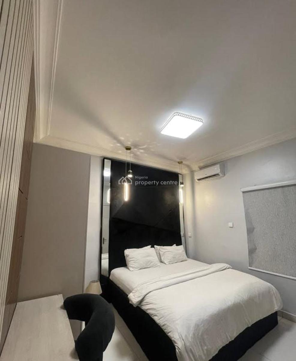 Well-furnished 2-bedroom Apartment with 24/7 Power & Strong Security, Admiralty Way, Lekki Phase 1, Lekki, Lagos, Flat / Apartment for Rent