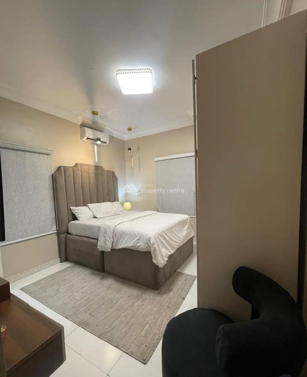 Well-furnished 2-bedroom Apartment with 24/7 Power & Strong Security, Admiralty Way, Lekki Phase 1, Lekki, Lagos, Flat / Apartment for Rent