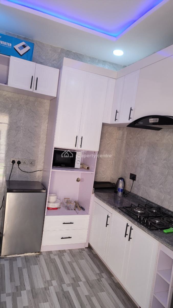 Fully Furnished & Serviced Three Bedroom Apartment, Off River Park Estate, Airport Road, Lugbe District, Abuja, Flat / Apartment for Rent